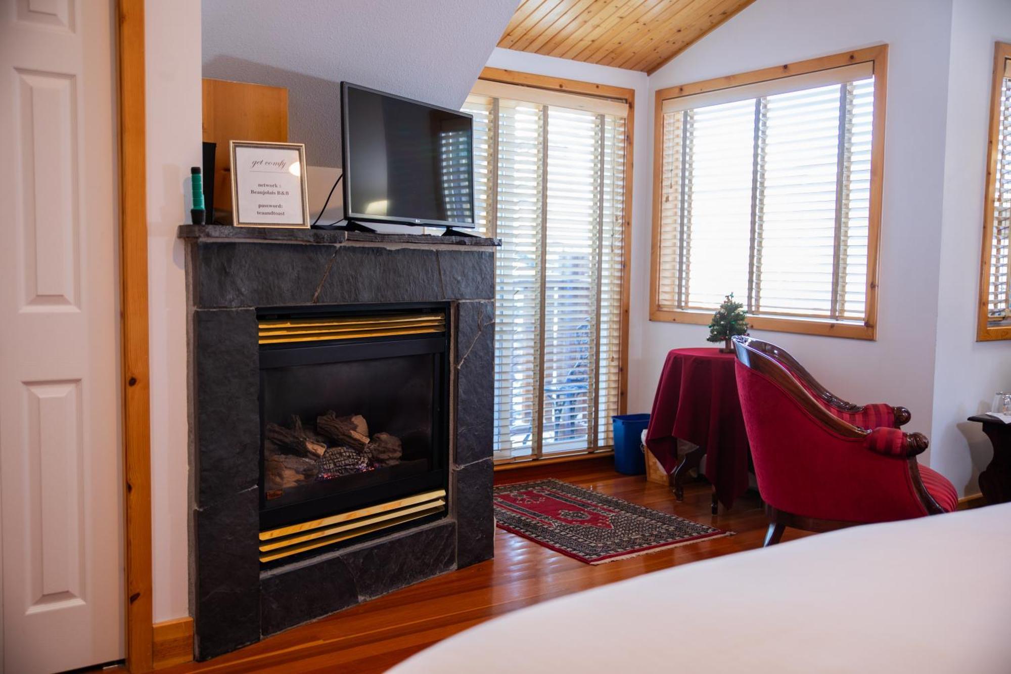 Beaujolais Boutique B&B At Thea'S House Banff Eksteriør billede